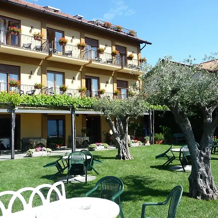 Отель Rusall 3*