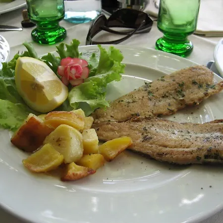 Rusall فندق تريميتْسّو