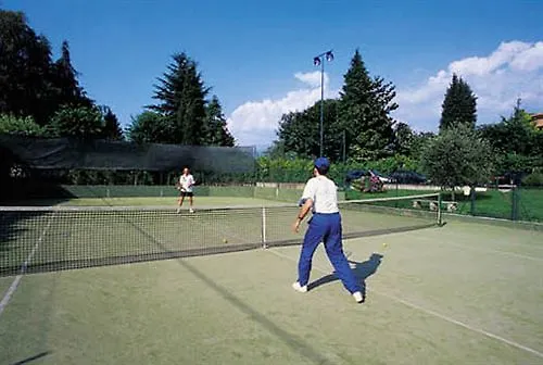 فندق Rusall تريميتْسّو