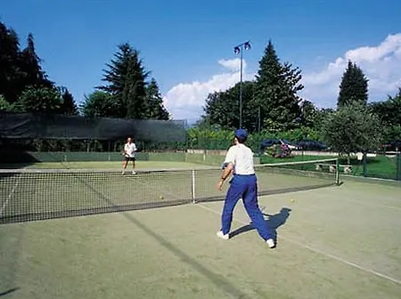 Otel Rusall Tremezzo