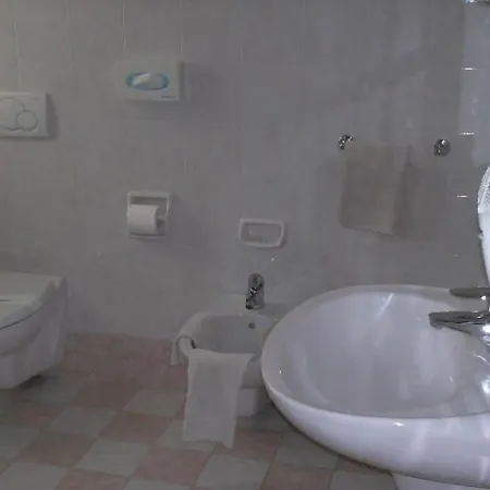 فندق Rusall 3*